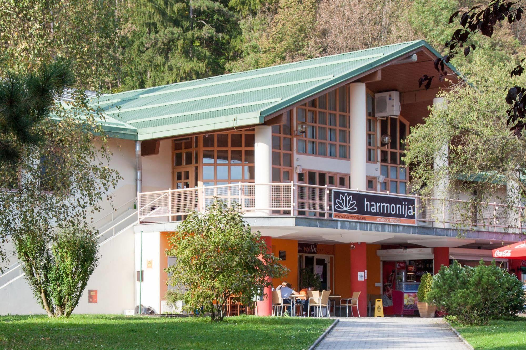 Hotel Harmonija Spa & Free Parking Mengeš Exterior foto